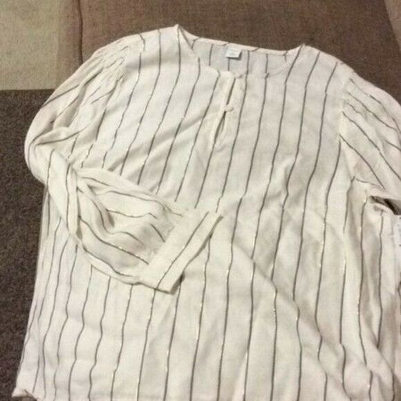 NWT old navy blouse M - Picture 3 of 5